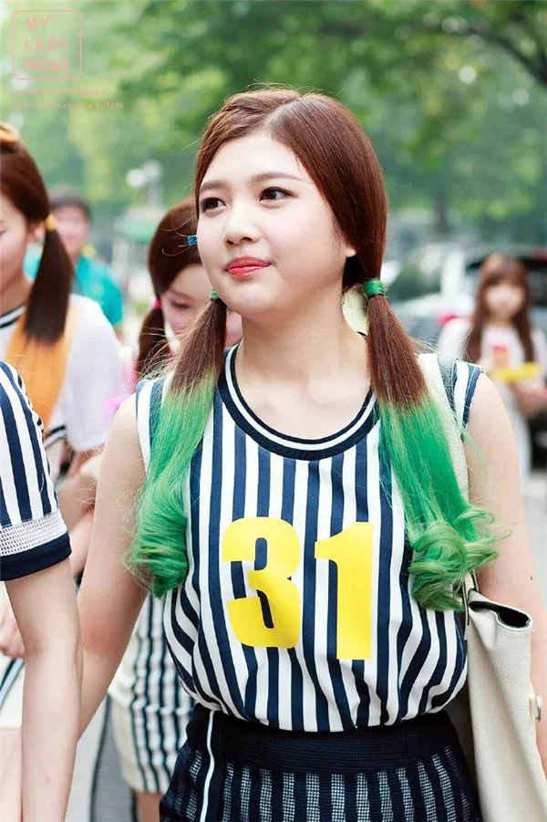 red，velvet成员joy生图美貌出圈，redvelvet成员介绍 red velvet joy 第9张