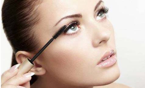 现在化妆都不涂睫毛膏了吗 睫毛膏 不涂睫毛膏 美妆 第1张