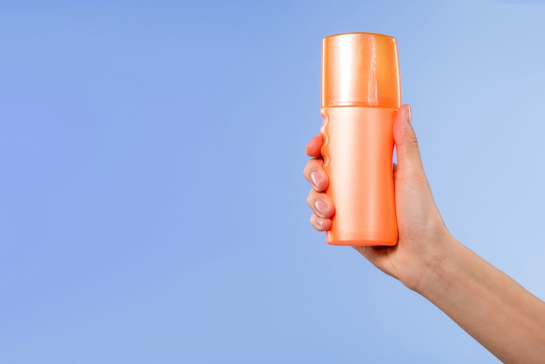 过期的防晒霜还能涂身上吗，防晒霜过期的妙用 防晒霜 过期防晒霜 过期的防晒霜还能涂身上吗 美妆 第1张