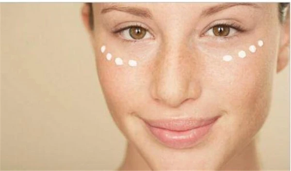 出现黑眼圈的原因：生活节奏加快肾气亏损 黑眼圈 原因 第3张