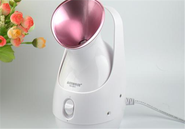 蒸脸器可疏通毛孔清除污垢，消除脸部黑斑使皮肤变透亮 蒸脸器 皮肤 第1张