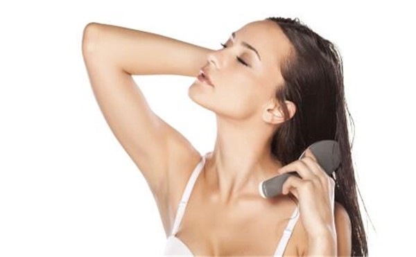 引起雀斑的外部原因,荷尔蒙分泌失调或遗传基因 雀斑 原因 第1张 引起雀斑的外部原因,荷尔蒙分泌失调或遗传基因 雀斑 原因 第1张