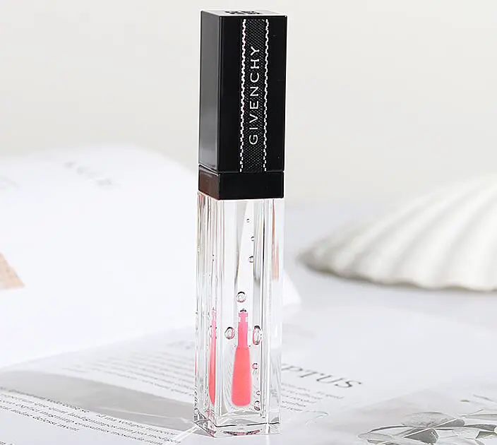 什么人适合用唇彩，挑选适合你的唇彩小技巧 唇彩 什么人适合用唇彩 什么人适合用唇彩效果图片 美容 第3张