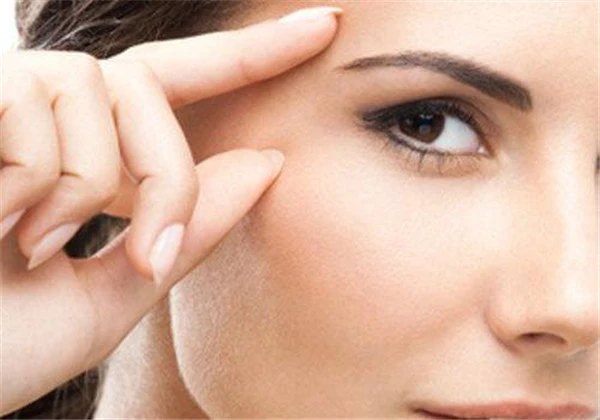 精华液和乳液的使用顺序 护肤 第4张