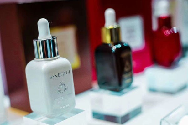 维娜化妆品怎么样,维娜化妆品口碑怎么样 维娜化妆品 第1张 维娜化妆品怎么样,维娜化妆品口碑怎么样 维娜化妆品 第1张