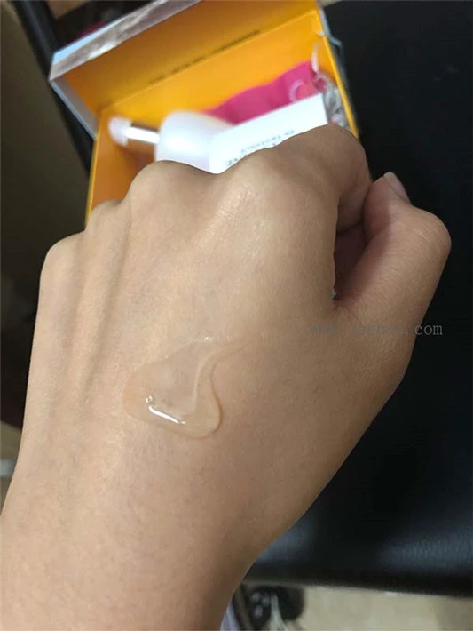 欧舒丹焕亮美白精华液怎么样，欧舒丹焕亮美白精华液使用测评 欧舒丹 精华液 第3张