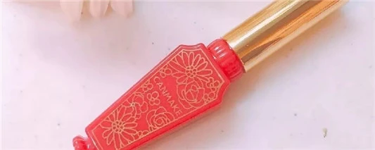 唇部精华和唇彩是一样吗 唇部 精华 唇彩 第2张