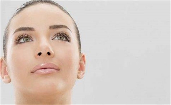 去除脸部雀斑建议敷牛奶面膜，帮助收缩毛孔改善干净度 脸部 雀斑 第1张