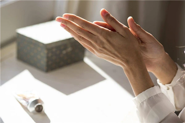 奥杰尼护手霜舒服不黏腻，保湿效果超好 奥杰尼 护手霜 第3张