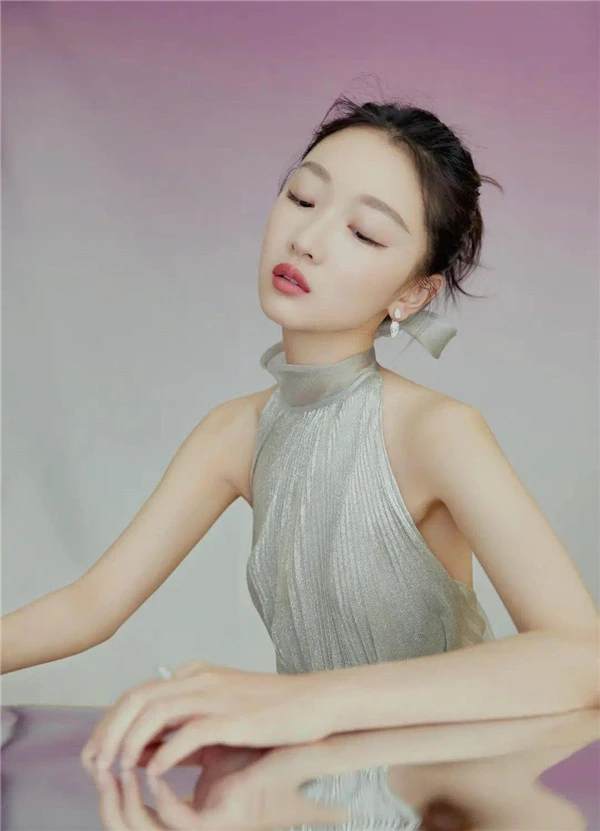 如何打造极速裸妆，简单清秀裸妆元气满满 裸妆 妆效 第12张