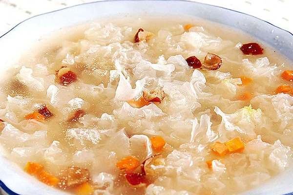 清热润肤，嘴唇干裂应该吃什么 白梨 第3张