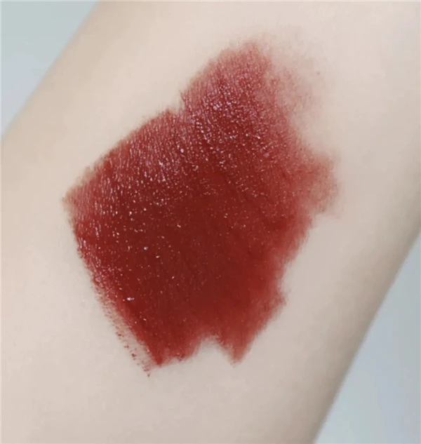 适合黄皮的口红推荐,黄皮肤适合什么颜色口红 口红 第9张 适合黄皮的口红推荐,黄皮肤适合什么颜色口红 口红 第9张