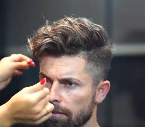 背头需要烫吗 背头 烫发 美妆 第1张