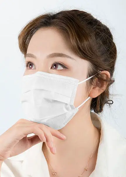 如何避免戴口罩掉妆花妆,上妆后口罩不沾妆的方法 化妆 戴口罩不掉妆 戴口罩不掉妆方法 美妆 第3张 如何避免戴口罩掉妆花妆,上妆后口罩不沾妆的方法 化妆 戴口罩不掉妆 戴口罩不掉妆方法 美妆 第3张