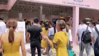 V11疯狂博士美丽工厂中国首发，震撼出场，成美博会「吸睛王」 美妆 美博会 V11疯狂博士美丽工厂 第2张