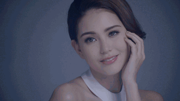 细弯眉妆容打造超强时尚感和精致度，细弯眉画法 细弯眉 时尚感 第5张