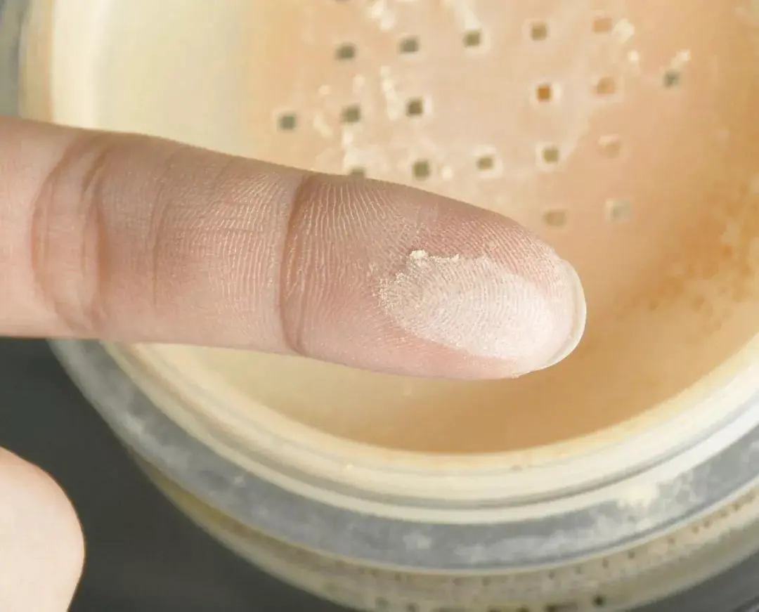 6款网红散粉测评 香奈儿、MAC...谁最持妆 评评测测 散粉测评 散粉蜜粉 美妆 第27张