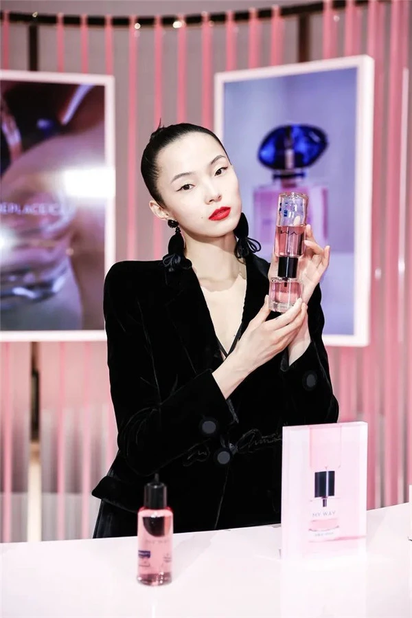 阿玛尼全新MY WAY香水芬芳上市 香水 阿玛尼 第12张