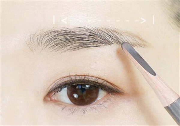 画眉毛的步骤 护肤 第2张