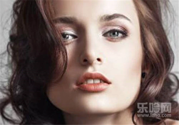 土豆敷眼睛有什么功效 护肤 第5张