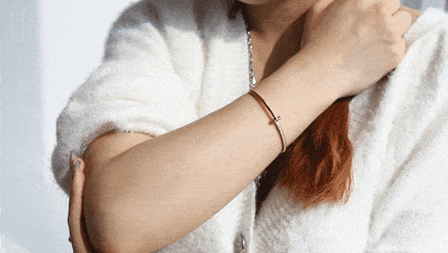 伊丽莎白雅顿身体乳补充肌肤水份打造润滑肌肤 身体乳 润滑 第10张