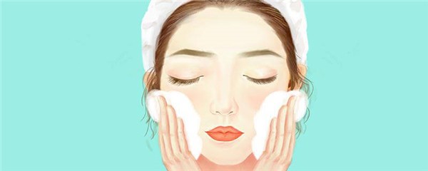 天天用洗面奶洗脸好吗，早上清水洗脸好还是洗面奶好 护肤 第1张