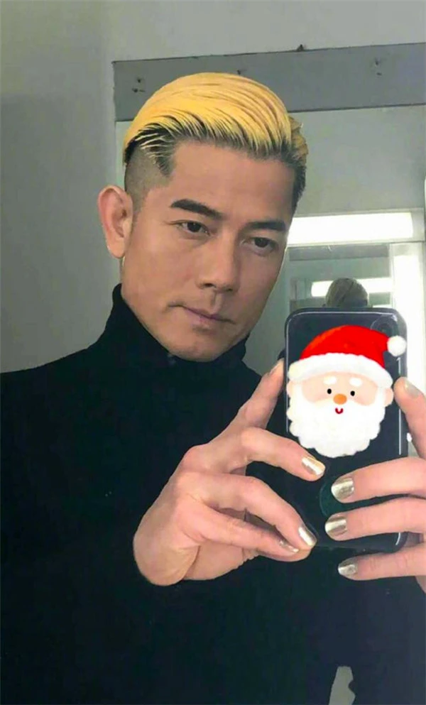 男生做美甲打造男性妆容新潮流，男生美甲吧 美甲 妆容 第5张