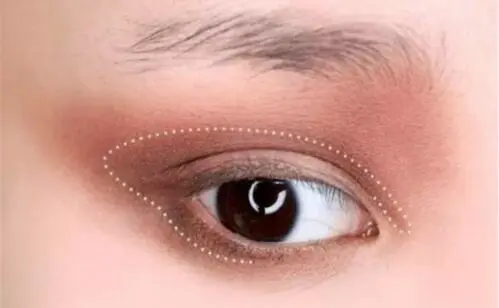 今年万圣节怎么化妆才能要到糖，Halloween化妆技巧教程 万圣节 万圣节妆容 万圣节妆容怎么画 美妆 第4张