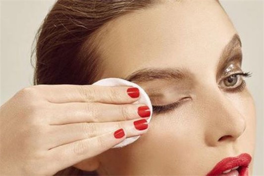 卸妆不洗脸可以睡觉吗 卸妆 卸妆不洗脸 美妆 第1张