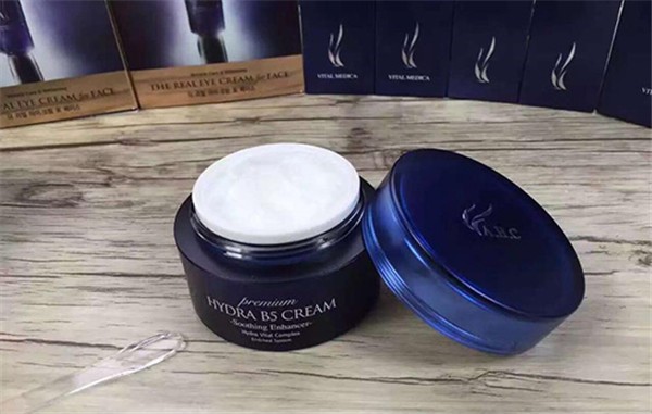 ahc面霜可以单独使用吗，ahc面霜怎么用 AHC 面霜 第2张