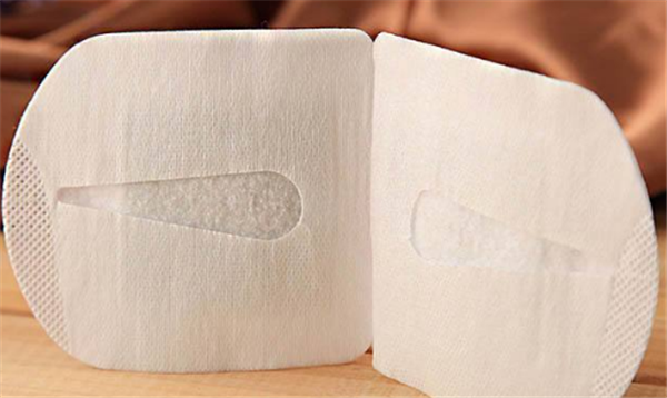 用蒸汽眼罩的相关禁忌，涂了眼霜可以带蒸汽眼罩吗 蒸汽眼罩 禁忌 第1张