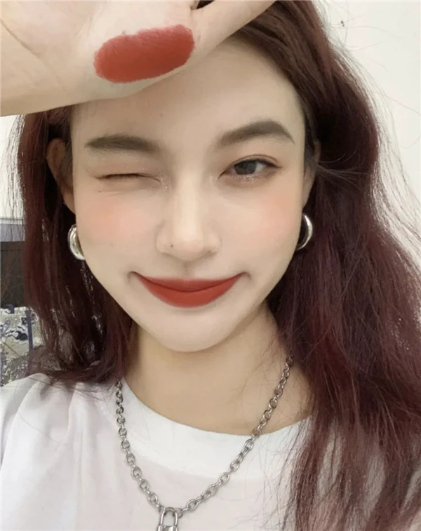 香奈儿口红最火的色号，更显白有气质 香奈儿 口红 第7张