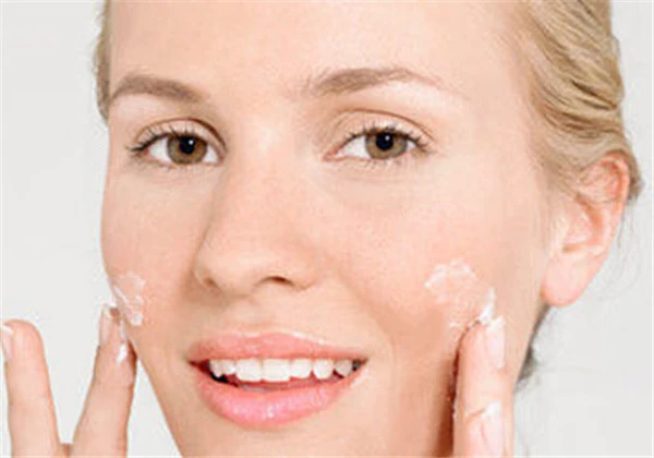 芦荟胶当面膜用的使用方法 护肤 第2张