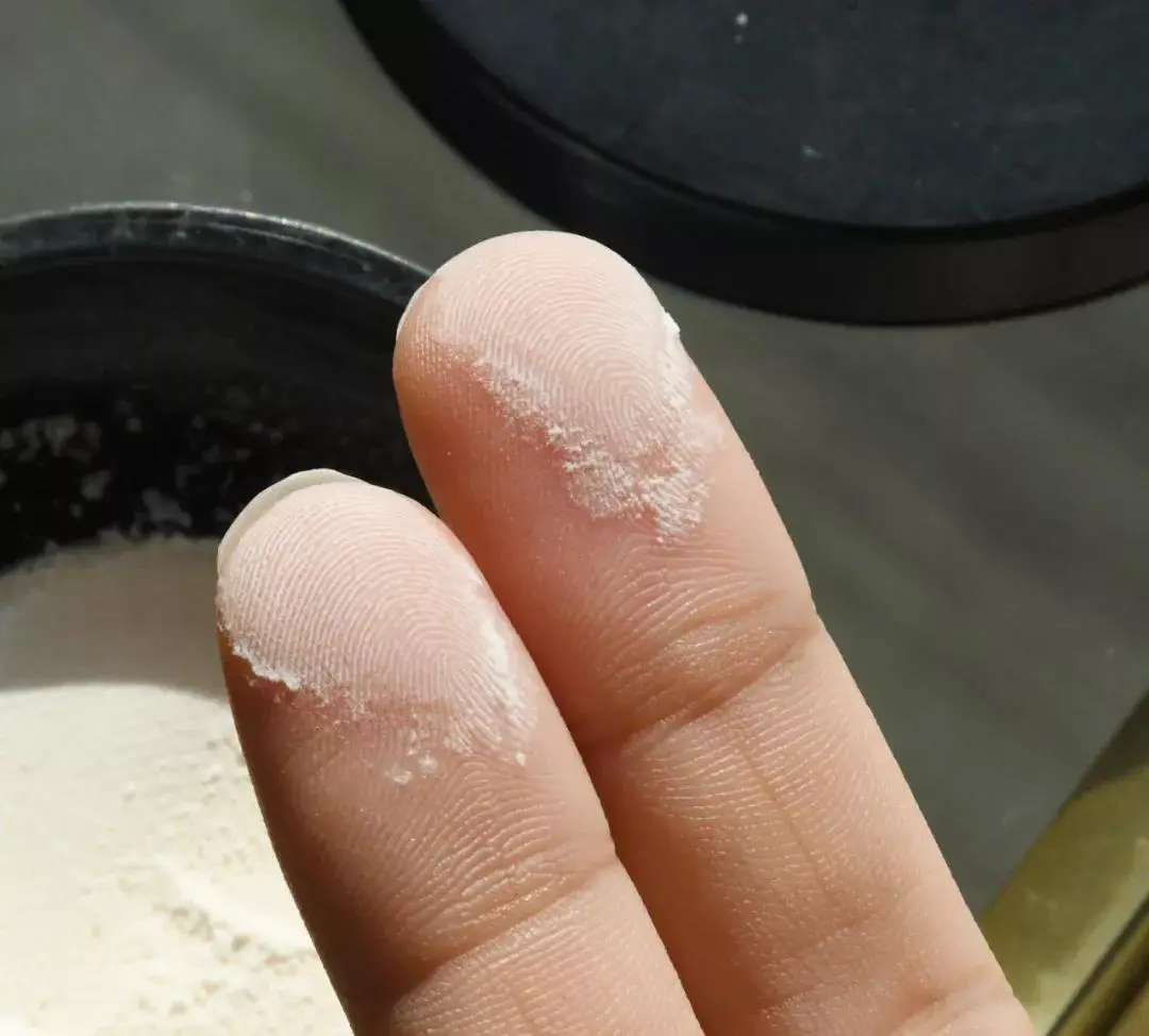 6款网红散粉测评 香奈儿、MAC...谁最持妆 评评测测 散粉测评 散粉蜜粉 美妆 第5张