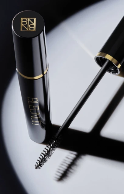 深蓝彩妆好物合集|打造圣诞红茶妆，温暖又撩人 彩妆 深蓝彩妆 圣诞红茶妆 美妆 第6张