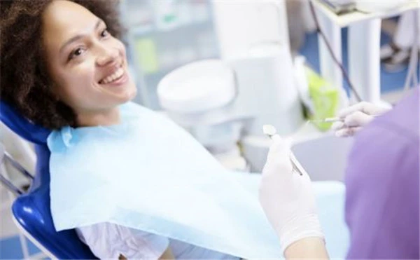 冷光美白牙齿效果如何，牙齿冷光美白有副作用吗 冷光 牙齿 第2张