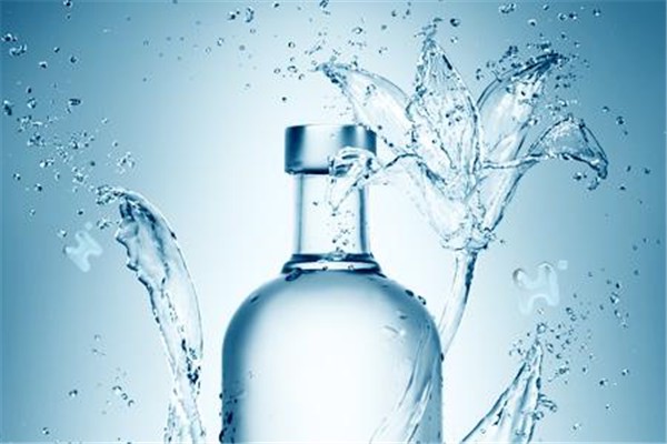 几个避免喝水美容的误区，打造光滑白嫩肌肤 喝水 美容 第1张