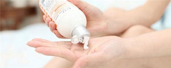 身体乳可以每天用吗，身体乳过期了还能用吗 护肤 第1张