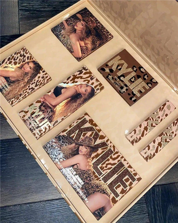 武则天复古妆搭配一袭红装令人惊艳至极 复古妆 红装 第22张 武则天复古妆搭配一袭红装令人惊艳至极 复古妆 红装 第22张