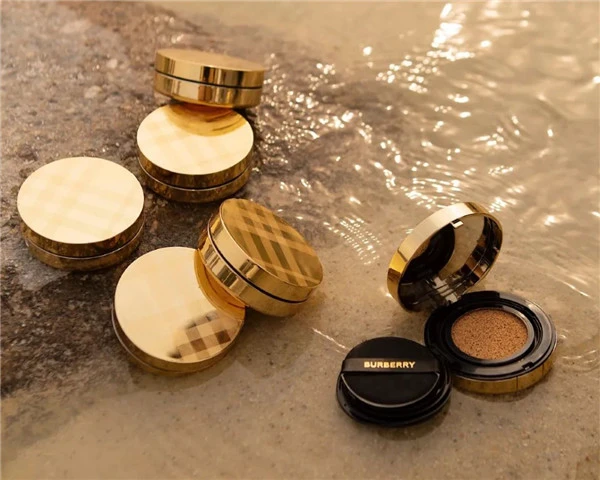 博柏利Burberry首款气垫国内已上 气垫 博柏利 Burberry 第20张