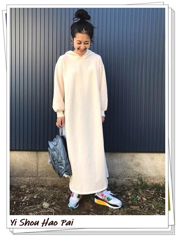 浅米色帆布背包经典休闲轻熟女人，时髦米色外套吸引目光 帆布背包 时髦 第23张