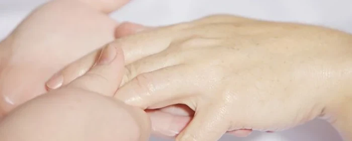 怎样做手部护理 做手部护理 美妆 第2张