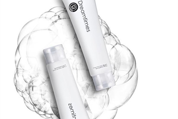 推荐两款去黑头效果好的洗面奶 洗面奶 第1张