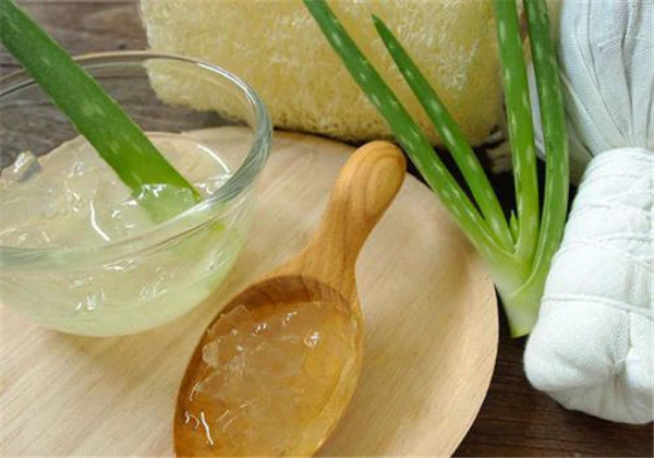 芦荟胶用了脸上刺痛能用吗 护肤 第5张