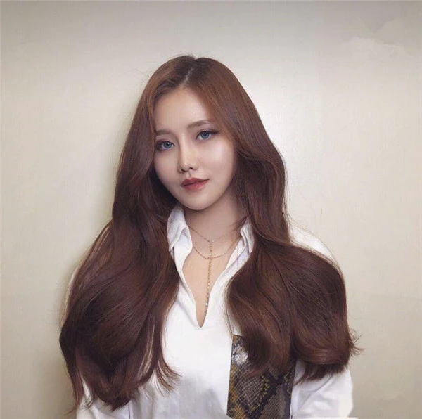 茶棕色发色尽显清纯自然，茶棕色低调又不失质感 发色 茶棕色 第19张