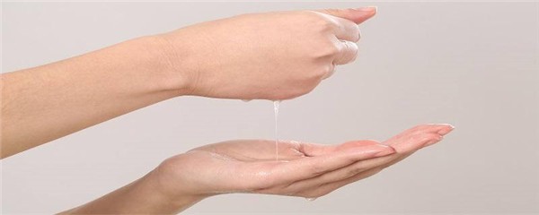 睡眠面膜能当晚霜使用吗，化妆水可以当面膜用吗 护肤 第1张