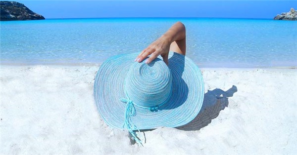 夏天如何防晒，夏天保护自己免受紫外线伤害的方法 SPF UVA UVB 防晒 第1张