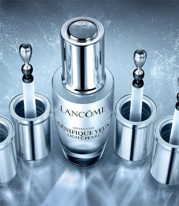 眼霜和眼部精华怎么用 眼霜 眼霜和眼部精华的正确用法 眼霜和眼部精华的区别 美妆 第2张