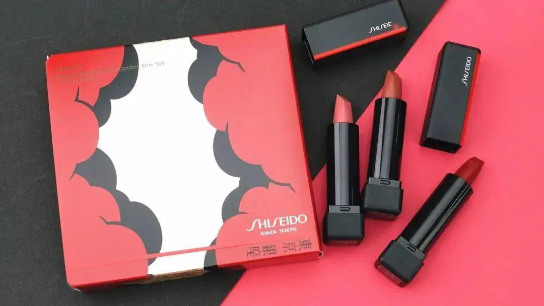 资生堂口红套装盒采用全新设计独特又个性 资生堂 口红 第2张 资生堂口红套装盒采用全新设计独特又个性 资生堂 口红 第2张
