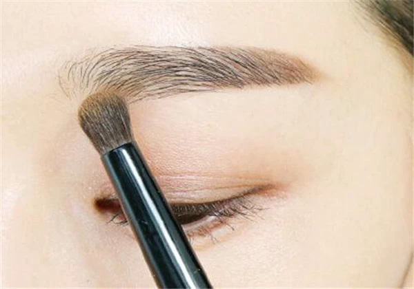 画眉毛的步骤 护肤 第5张